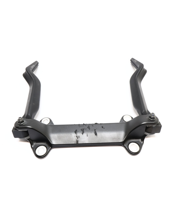 Yamaha XSR900, passagerarfotpinne komplett (par)