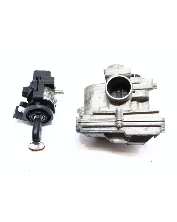 Piaggio MP3 500, tändningslås med ECU/gasspjäll