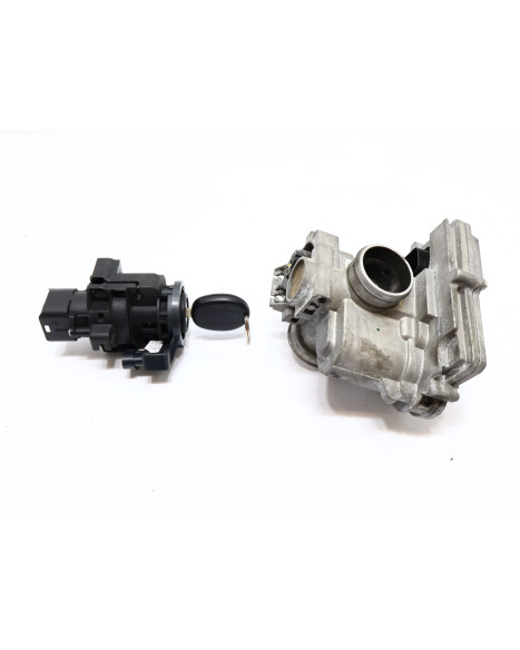 Piaggio MP3 500, tändningslås med ECU/gasspjäll