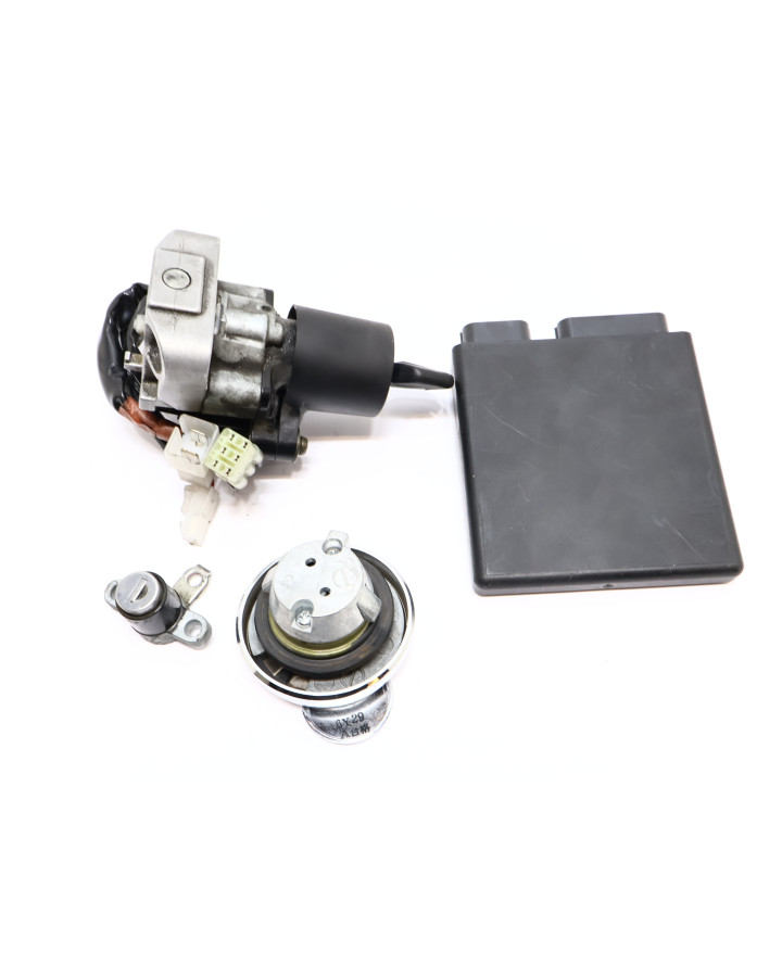 Yamaha XV 1900A Midnight Star, tändningslås med...