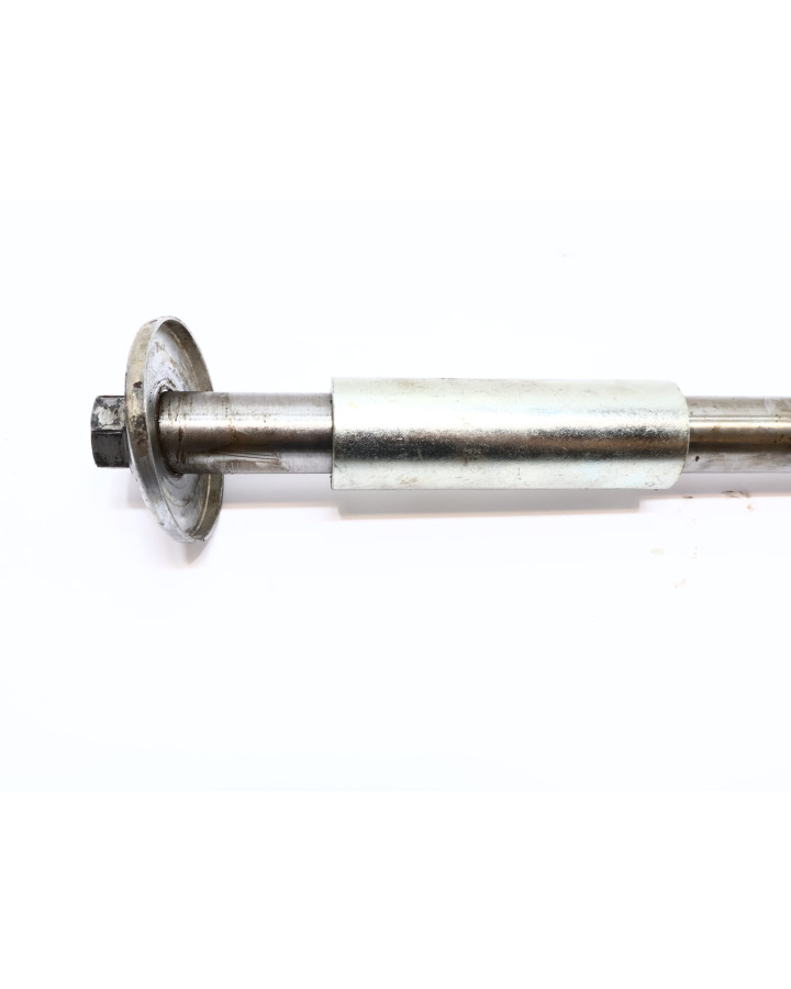 Kawasaki VN1500 Mean Streak, hjulaxel bak