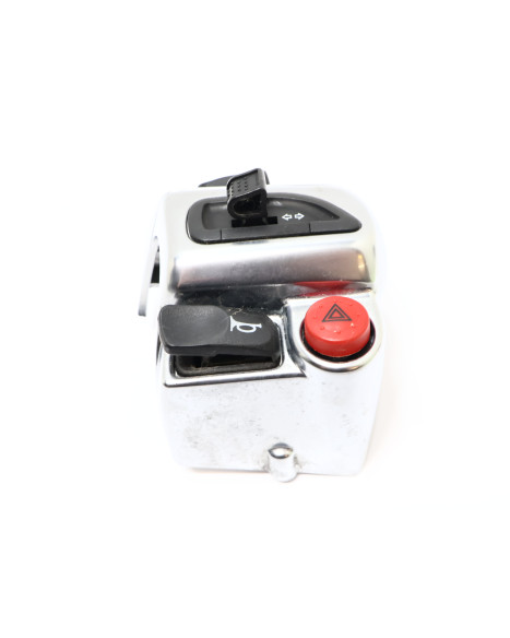 Piaggio MP3 500, omkopplare vänster