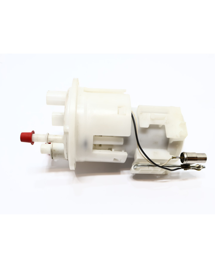 Yamaha MT-01, bränslepump