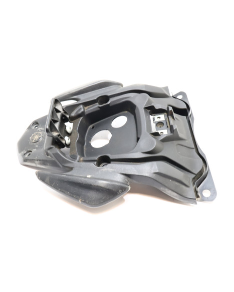 Yamaha Aerox, passagerarhandtag/tankkåpa