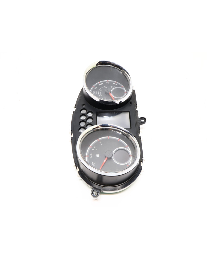 Aixam S8, instrumentpanel