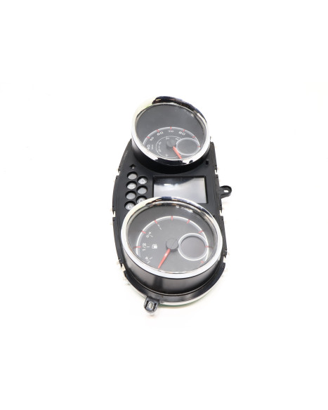 Aixam S8, instrumentpanel