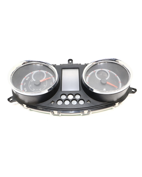 Aixam S8, instrumentpanel 2