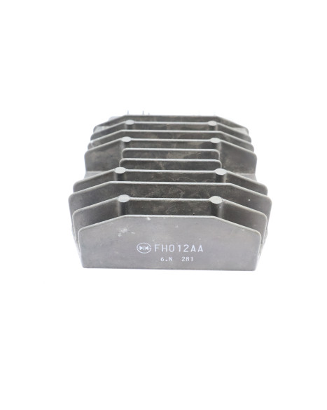 Yamaha XV 1900A Midnight Star, voltregulator