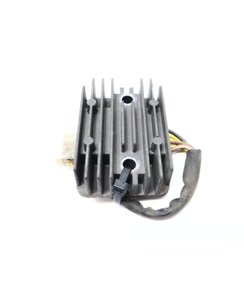 Kawasaki EN 500 Vulcan, voltregulator 2