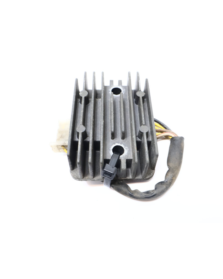 Kawasaki EN 500 Vulcan, voltregulator