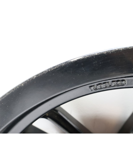 Peugeot Speedfight 4, bakfälg