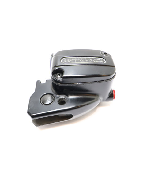 Harley-Davidson Electra Glide, bromscylinder fram