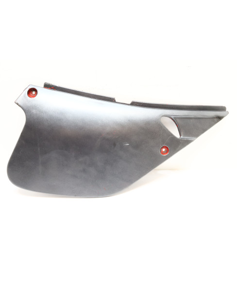 Rieju Spike, bakre sidokåpa höger