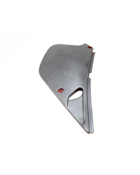 Rieju Spike, bakre sidokåpa höger