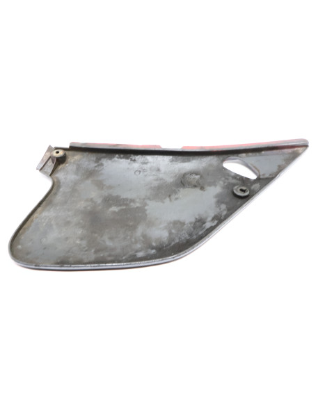 Rieju Spike, bakre sidokåpa vänster