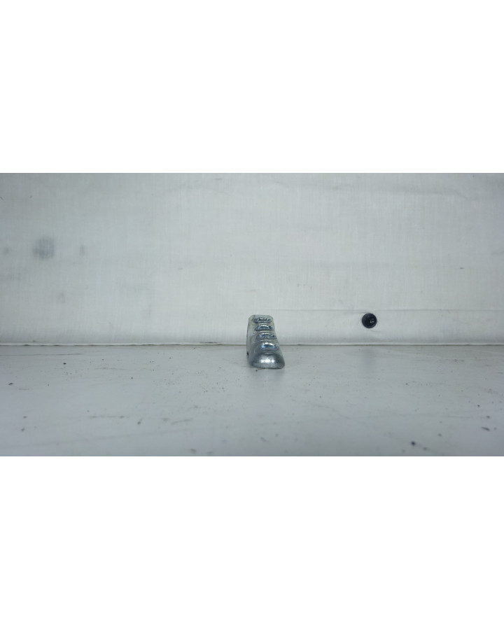 Sherco 50 SM, passagerarfotpinne höger