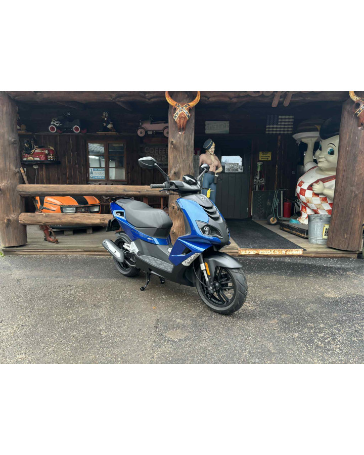 Peugeot Speedfight 4