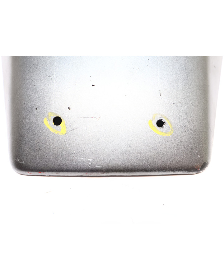 Rieju Spike, bakskärm