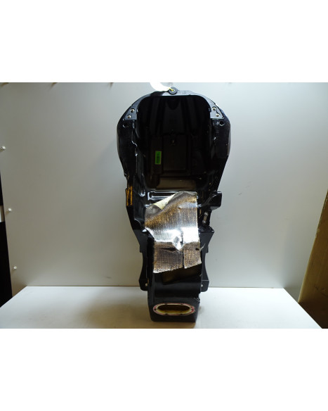 Aprilia RSV4, bränsletank