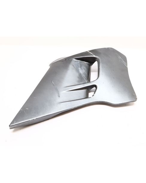 Rieju Spike, kylarvinge höger