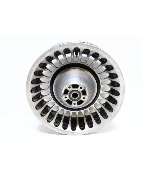 Harley-Davidson Electra Glide, bakfälg