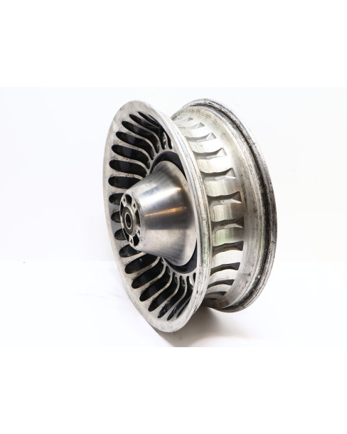 Harley-Davidson Electra Glide, bakfälg 2