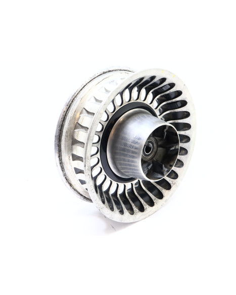 Harley-Davidson Electra Glide, bakfälg