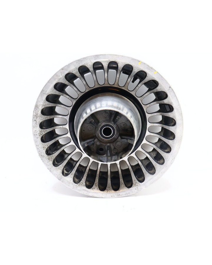 Harley-Davidson Electra Glide, bakfälg