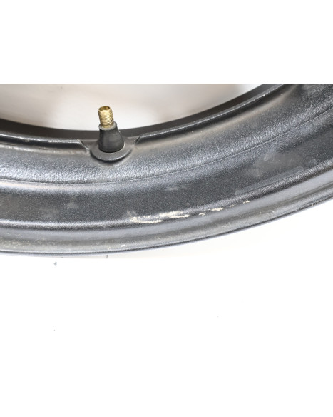 Honda VTR 1000F, framfälg