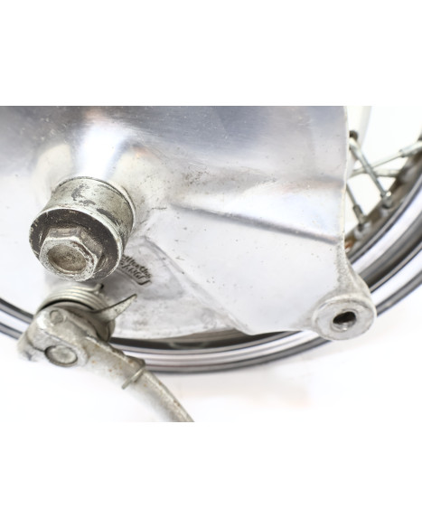 Kawasaki EN 500 Vulcan, bakfälg