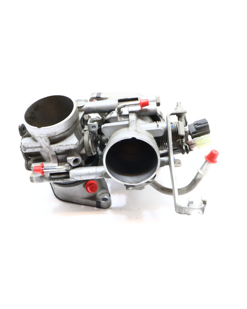 Yamaha XV 1900A Midnight Star, gasspjäll/insprut 2