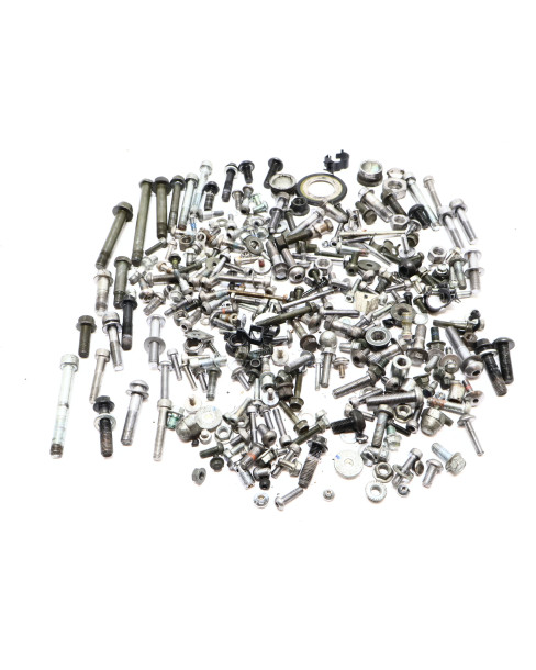 Yamaha XV 1900A Midnight Star, skruvkit