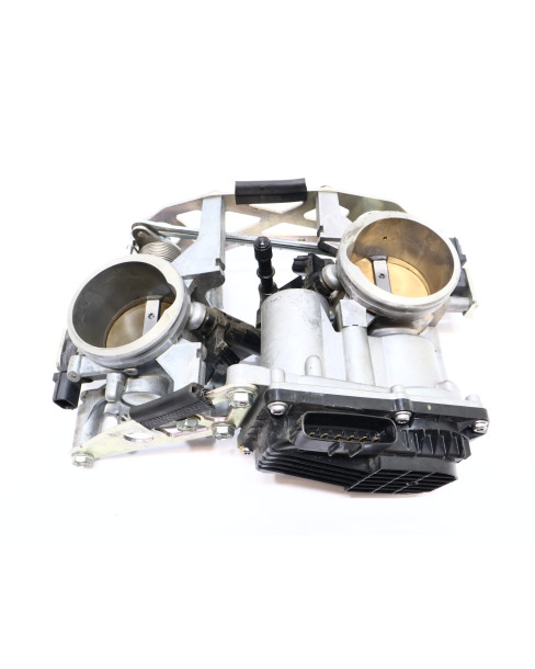 KTM 1290 Super Adventure S, gasspjäll/insprut