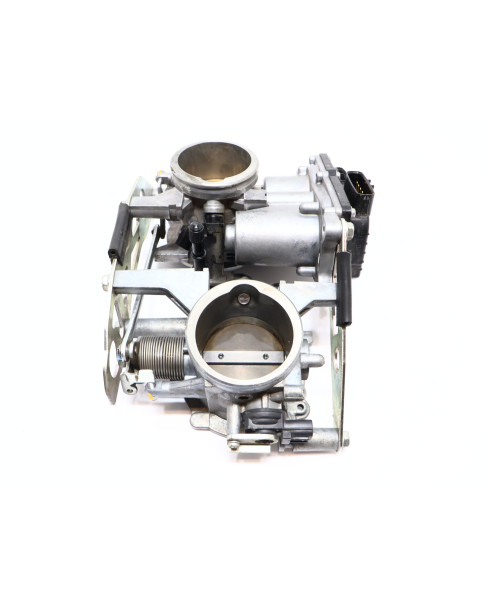 KTM 1290 Super Adventure S, gasspjäll/insprut 2