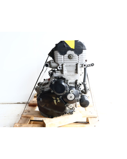 Suzuki GSX-R750, motor 2