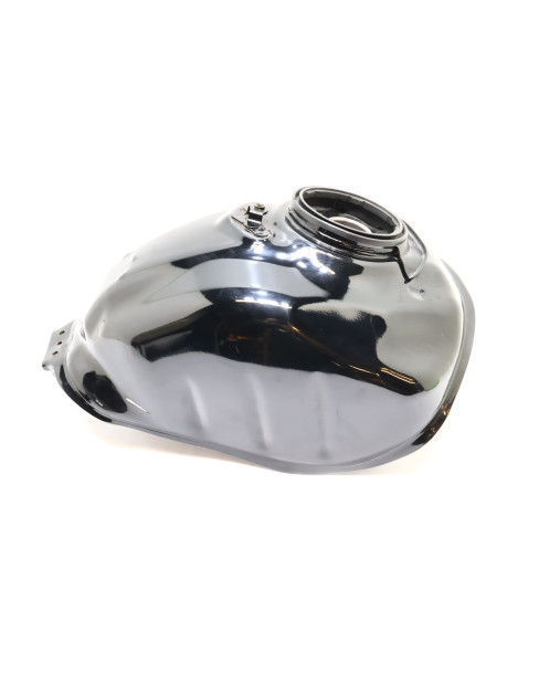 Honda CB125R, bränsletank