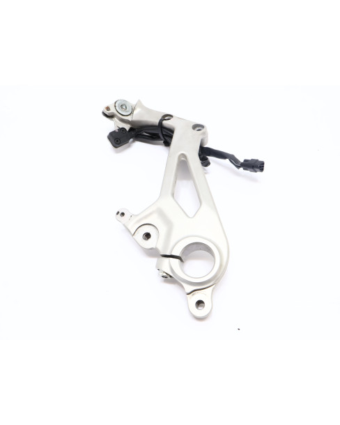 Ducati Panigale V4 S, nedre fäste vänster 2