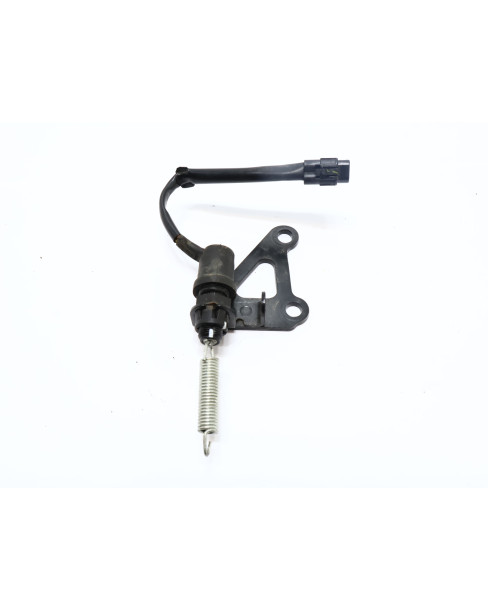 Yamaha MT-07, bromsljuskontakt bak 2