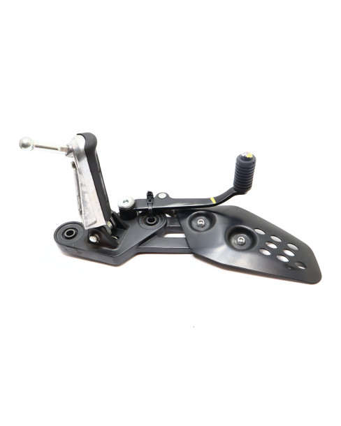 Yamaha MT-07, fotpinne vänster komplett