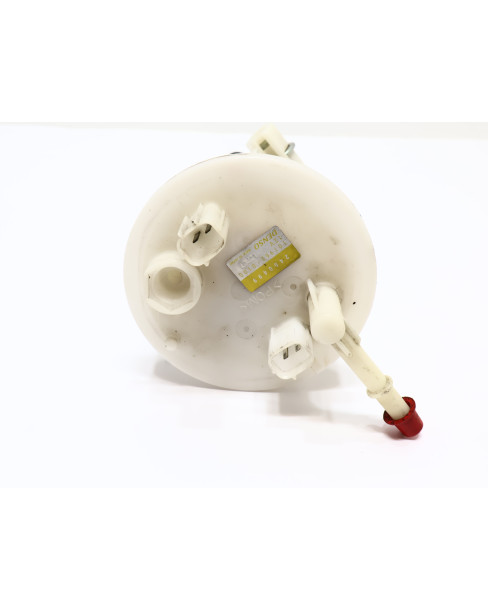 Triumph Sprint ST 1050, bränslepump 2