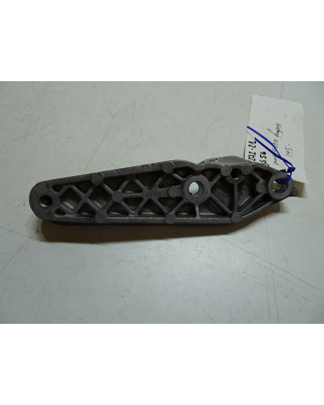 Ligier JS56, motorfäste