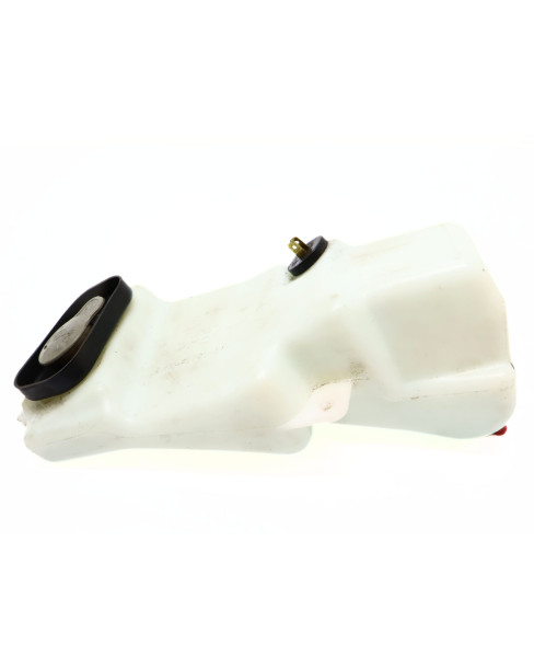 Yamaha TZR 50, oljetank