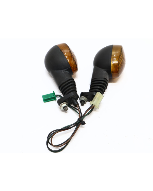 Yamaha TZR 50, blinkers bak (par) 2