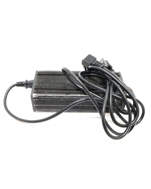 Super Soco TC/TS, batteriladdare