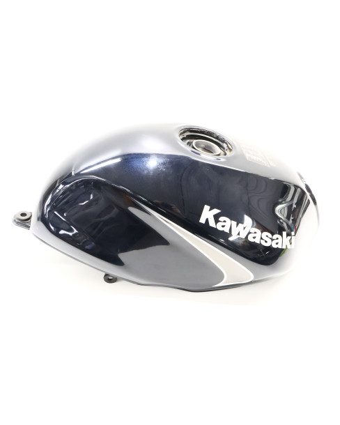 Kawasaki ER-5, bränsletank