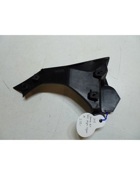 Yamaha R1, inre kåpa höger