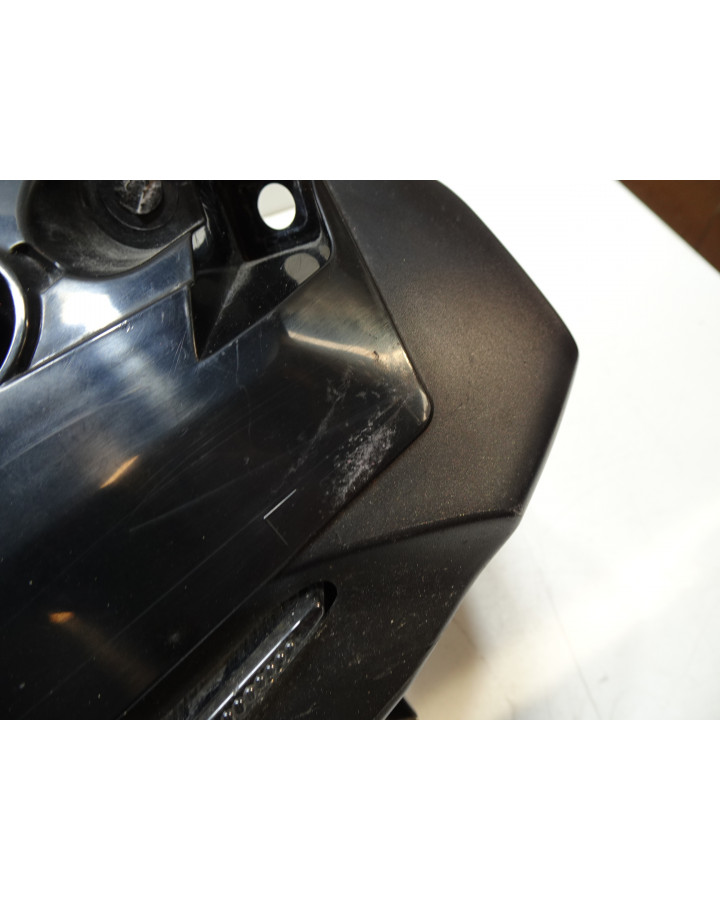 Yamaha R1, dagskörningsbelsysning med kåpa