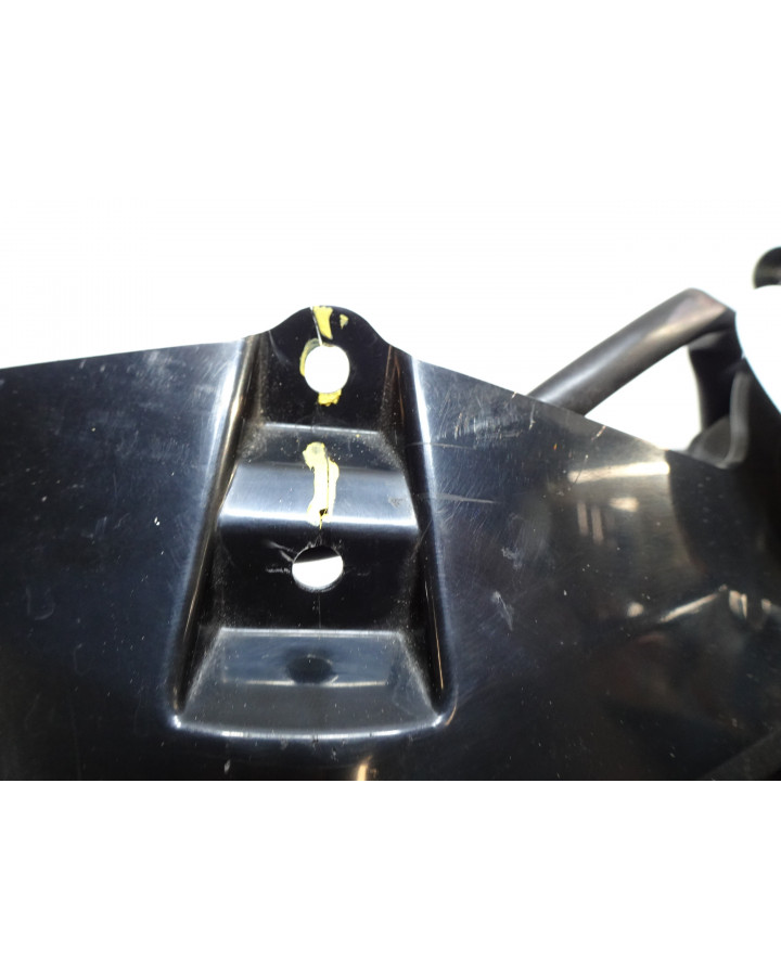 Yamaha R1, dagskörningsbelsysning med kåpa