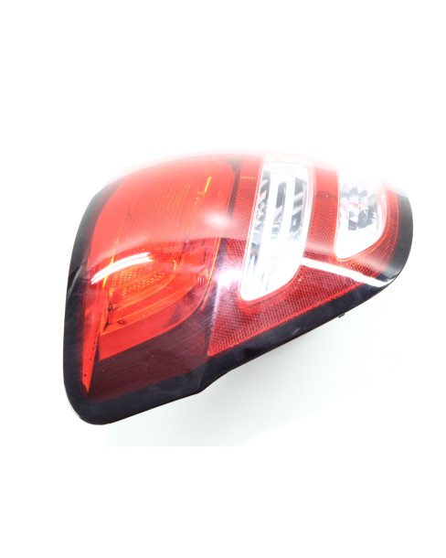 Bellier B8, baklykta vänster 2