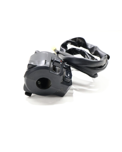 Yamaha Tenere 700, omkopplare vänster 2